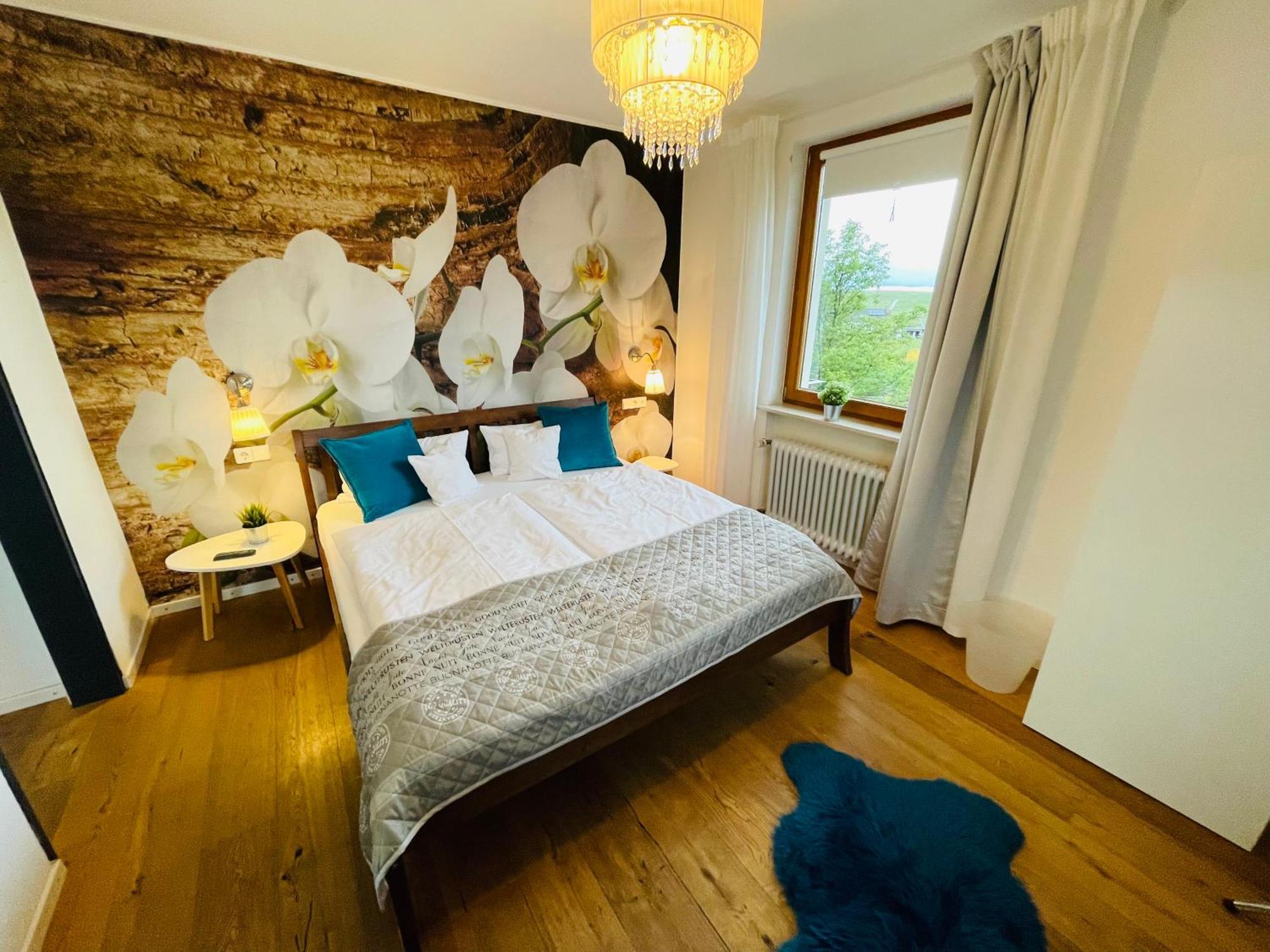 Zum Rayers Cafe-Restaurant & Boutique-Hotel Niederrotweil Δωμάτιο φωτογραφία